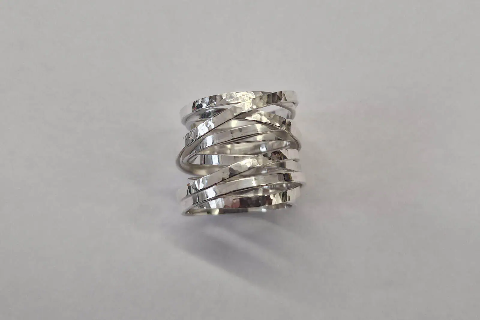 Handgesmede zilveren ring